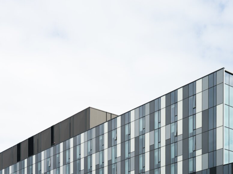 View of the upper part of a hospital façade